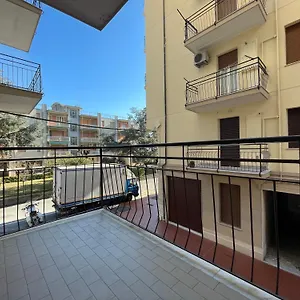 https://50-metri-dal-mare-free-parking-e-a-c.hotelitalianriviera.com